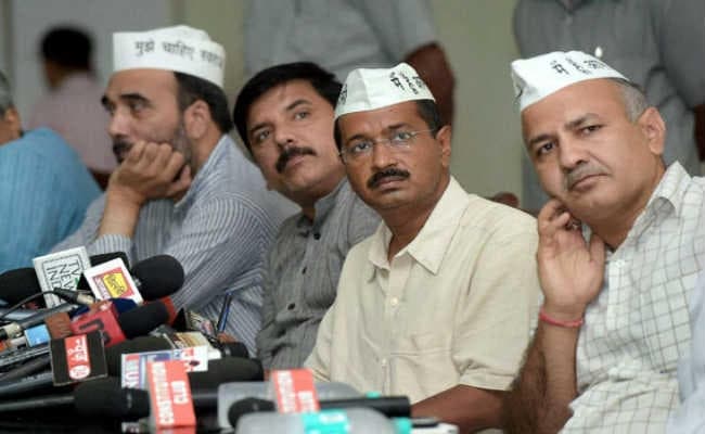 दिल्ली विधानसभा चुनावः AAP ने जारी की प्रत्याशियों की सूची, 15 विधायकों के काटे टिकट, 24 नये चेहरे