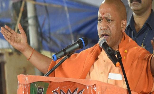 बिहार में बोले यूपी के सीएम योगी- देश संविधान से चलेगा फतवों से नहीं