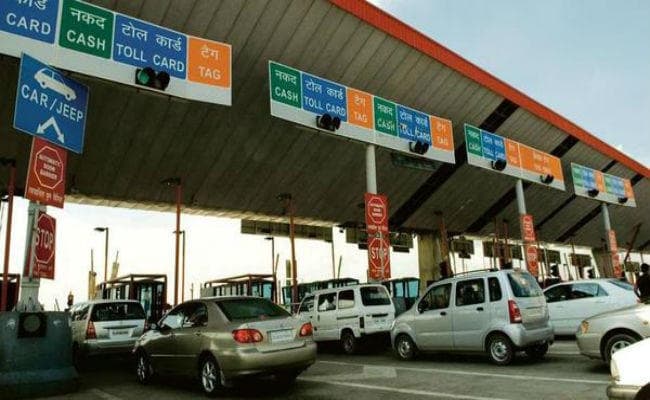 फास्टैग : नकदी के ज्यादा चलन वाले 65 टोल प्लाजा पर नियमों में दी गयी 30 दिन की ढील