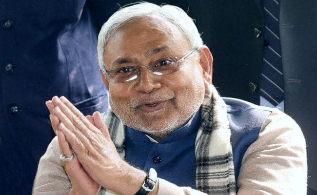 CAA-NRC के सवाल पर नीतीश ने हाथ जोड़ कर मुस्कुराते हुए बोले, आज दही-चूड़ा खाइये, 19 के बाद...