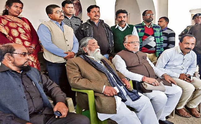 स्थानीयता को लेकर शिबू सोरेन के बयान से बढ़ी राजनीतिक सरगर्मी, भाजपा सहित कई दलों ने उठाये सवाल