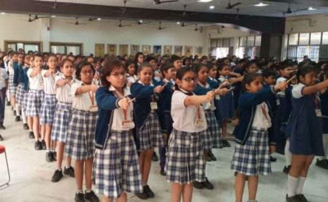 2000 बच्चों ने लिया पर्यावरण बचाने का संकल्प