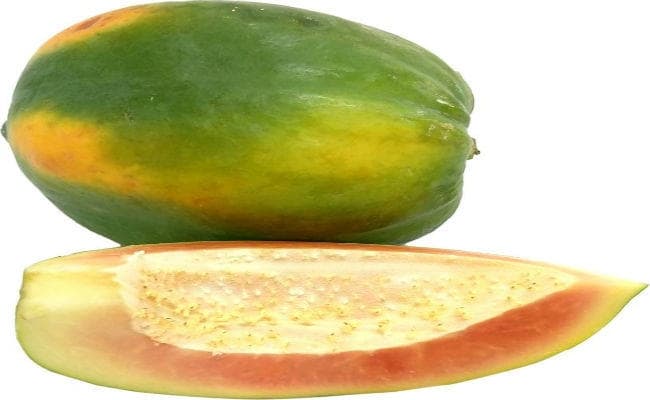 कैद बेटे को पके पपीते में छिपा कर गांजा पहुंचाते पकड़ी गयी महिला