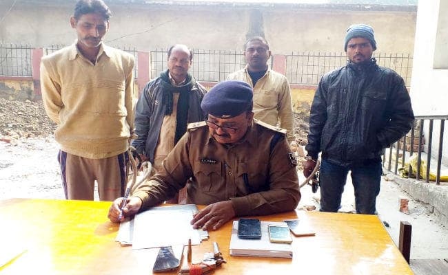 संपत्ति विवाद में भाइयों के बीच चली गोली, दोनों भाइयों ने एक-दूसरे पर लगाया गोली चलाने का आरोप