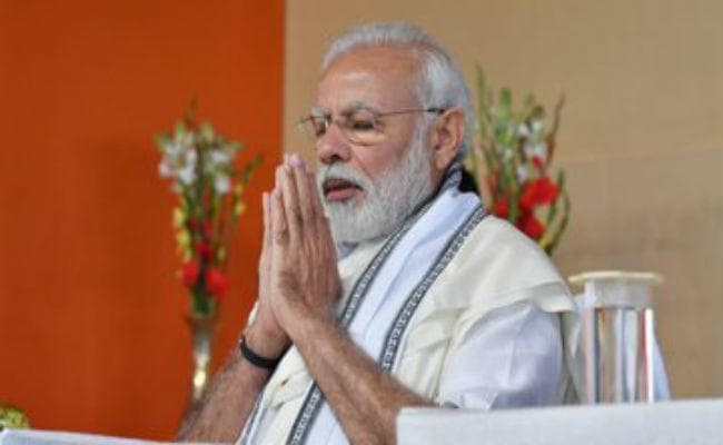 पीएम मोदी ने मंत्रियों से कहा- कश्मीर में विकास का संदेश फैलाएं और गांवों का दौरा करें