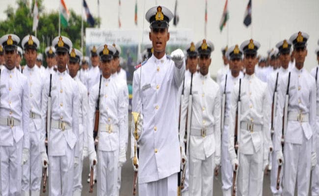 इंडियन नेवी ने इन पदों पर निकाली भर्ती, योग्य अभ्यर्थी 26 जनवरी से पहले करें आवेदन