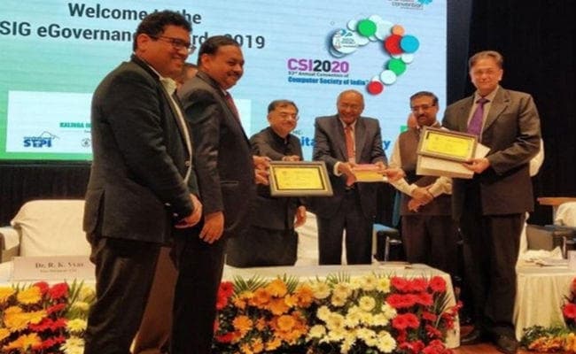 चुनाव आयोग के ‘सी विजिल'' और ‘वोटर हेल्पलाइन'' एेप को ई गवर्नेंस एक्सीलेंस अवार्ड