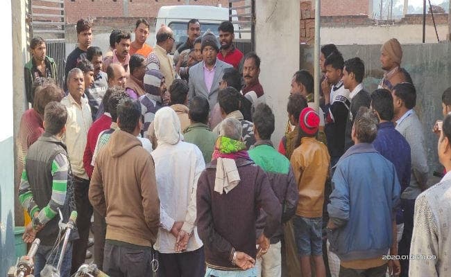 प्रसूता की मौत के बाद हंगामा, तोड़फोड़