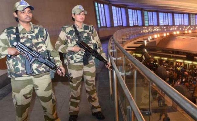 श्रीनगर और जम्मू हवाई अड्डे की सुरक्षा की जिम्मेदारी अब सीआईएसएफ संभालेगा
