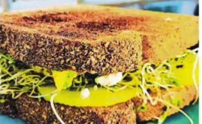 स्प्राउट्स सैंडविच बनाने की विधि आप भी जानें और बनें ऊर्जावान