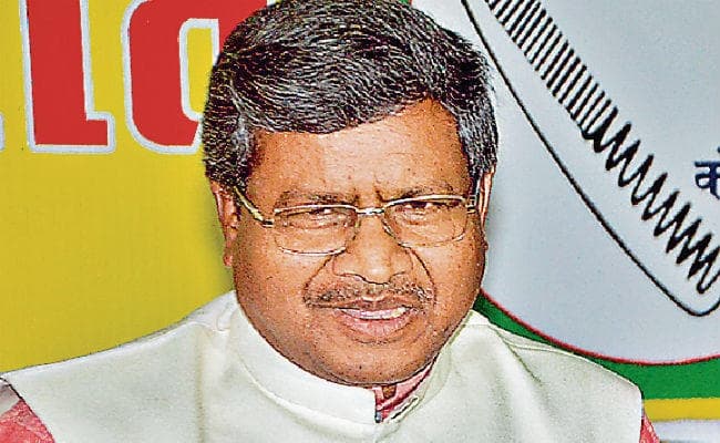 झाविमो विलय का मामला : कांग्रेस-भाजपा में शह-मात का खेल, दोनों कर रहे इंतजार