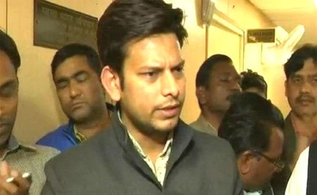 Delhi Election 2020: जानें, देवली के AAP विधायक प्रकाश जरवाल के बारे में...