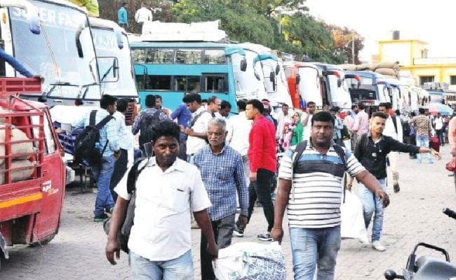 बिना परमिट दौड़ रहीं 325 बसें, यात्रियों की जान जोखिम में