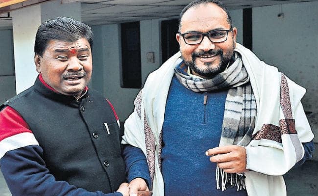 झाविमो विधायकों की बन रही रणनीति कानूनी अड़चन पैदा कर विलय को रोकेंगे