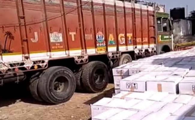 बड़हिया पुलिस ने गुप्त सूचना पर पकड़ी एक ट्रक शराब, चालक गिरफ्तार