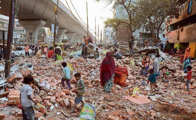 पटना : अतिक्रमण हटाया, तो मिली शराब की भट्ठी