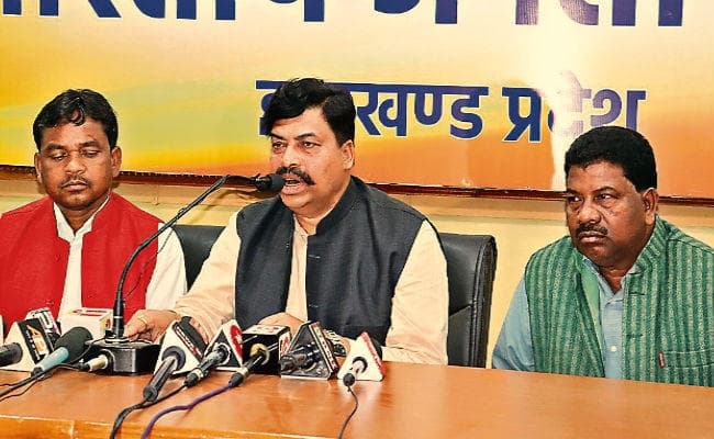 पश्चिमी सिंहभूम सामूहिक नरसंहार : भाजपा ने छह सदस्यीय जांच समिति बनायी, केंद्रीय जांच दल जल्द करेगा घटनास्थल का दौरा