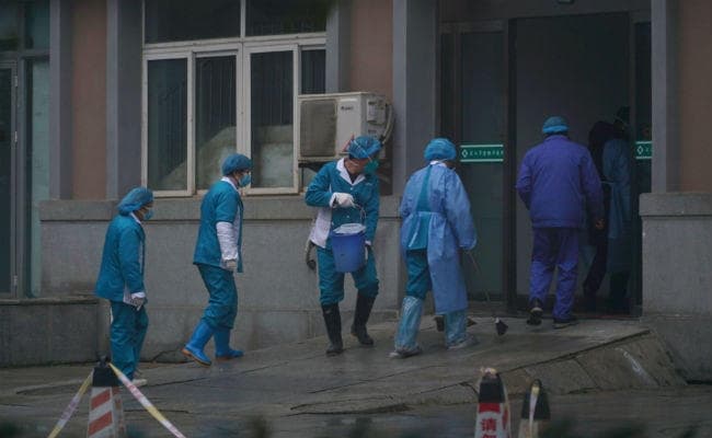 चीन में कोरोनावायरस से 17 लोगों की मौत, वुहान में सार्वजनिक वाहनों की सेवाएं निलंबित