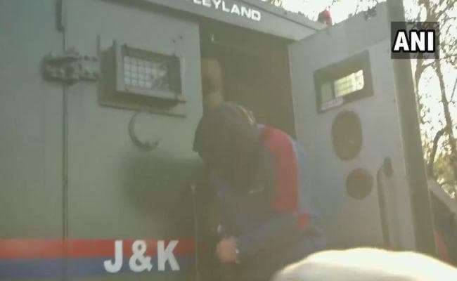 निलंबित DSP दविंदर सिंह, चार अन्य को 15 दिन की NIA हिरासत में भेजा गया