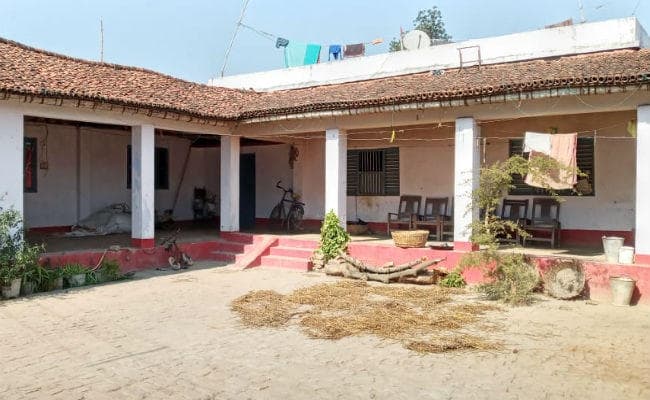 पत्नी ने खाना नहीं बनाया तो पति ने मार दी गोली, शव लेकर हुआ फरार, चार साल पहले किया था प्रेम विवाह