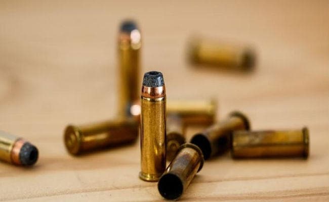 बिहार में डॉक्टर को अपराधियों ने गोलियों से भून डाला