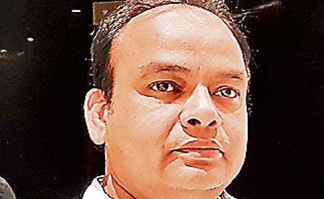 प्रदीप यादव के कांग्रेस में शामिल होने की खबर से इरफान अंसारी नाराज, कहा- रघुवर दास को मंत्री बना दिया जाये