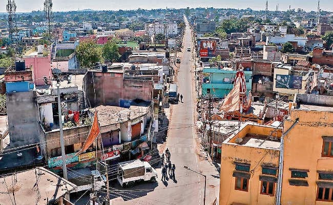 लोहरदगा में सीएए और एनआरसी के समर्थन में रैली पर पथराव मामला : घाघरा व बिशुनपुर में पसरा सन्नाटा, आज गुमला बंद