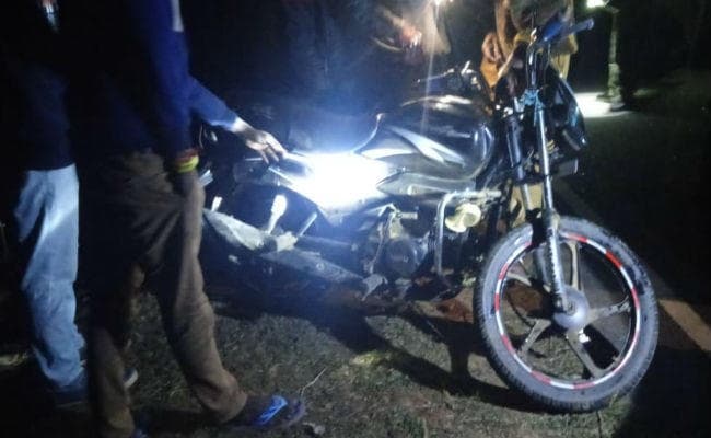 गुमला में सड़क हादसे में दो छात्रों की मौत