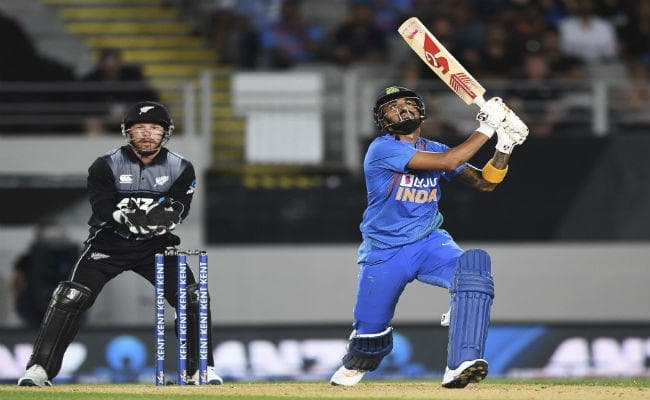 INDvsNZ : भारत ने न्यूजीलैंड को दूसरे टी20 में 7 विकेट से हराया, सीरीज में 2-0 की बढ़त