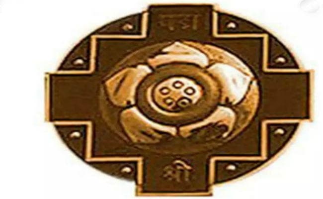 बंगाल के ‘एक रुपये का डॉक्टर'' ने पद्मश्री पुरस्कार मरीजों को किया समर्पित