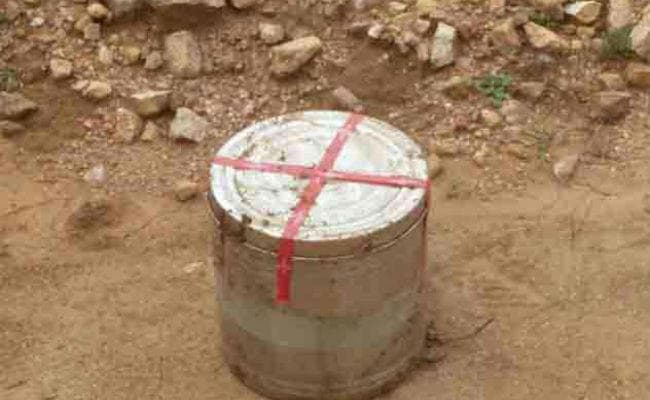 मणिपुर में उग्रवादी संगठनों द्वारा 71 वें गणतंत्र दिवस कुछ बड़ा करने की थी योजना, इम्‍फाल नदी के किनारे से आईईडी बरामद