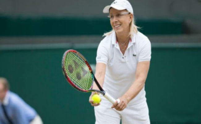 समलैंगिकों के खिलाफ बयान देने पर नवरातिलोवा और मैकेनरो ने की मार्गरेट कोर्ट की आलोचना