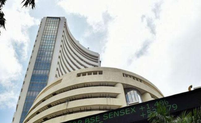 चीन के कोरोना विषाणु का दिखा ग्लोबल मार्केट का असर, 458 अंक टूटा सेंसेक्स