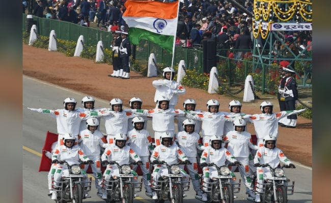 71st Republic Day : देशभर में ऐसे मनाया गया गणतंत्र दिवस, खास तसवीरें