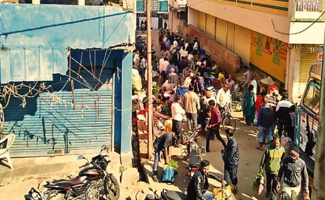 लोहरदगा झड़प में घायल नीरज राम की मौत, तीन दिन बाद कर्फ्यू में दो घंटे की ढील