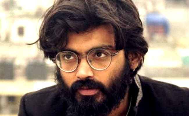 यूरोप में नौकरी छोड़ कर लौटने के बाद पांच वक्त का नमाजी बना IIT बॉम्बे से कंप्यूटर साइंस में एमटेक शरजील