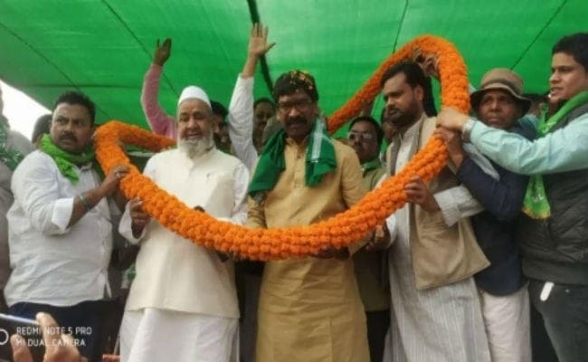 हेमंत सरकार में पहले भी मंत्री रह चुके हैं हाजी हुसैन अंसारी, जानें उनकी शख्सीयत को