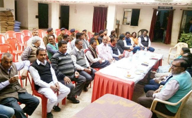 लोहरदगा की आग से गुमला को बचाने की पहल, जिले के लोगों से भाईचारगी बनाये रखने की अपील