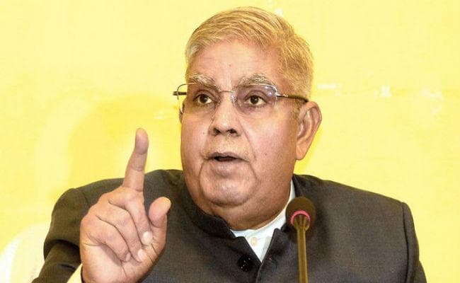 दुखी धनखड़ बोले- आखिर कहां जा रहे हैं हमलोग ?