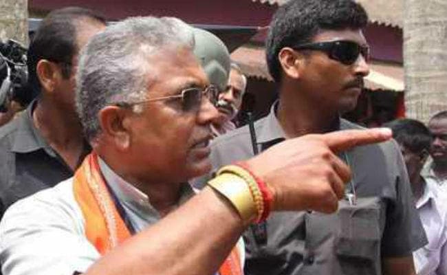 CAA protests:नोटबंदी में लोग मरे, तो शाहीन बाग में क्यों नहीं ?  दिलीप घोष ने कह दी ये बात