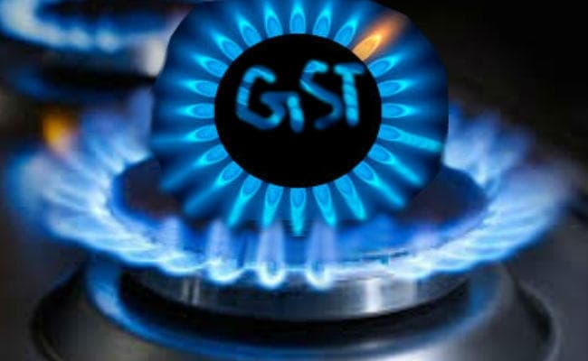 पेट्रोलियम मंत्रालय ने की नेचुरल गैस को जीएसटी के दायरे में लाने की वकालत