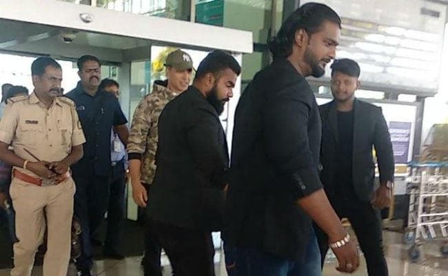 पीएम मोदी और रजनीकांत के बाद अक्षय करने जा रहे ये काम, मैसूर रवाना