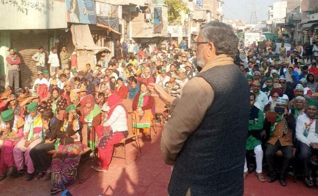 दिल्ली में सुशील मोदी ने चुनावी सभा को किया संबोधित, कहा- अपमानित करनेवालों को सबक सिखायेंगे पूर्वांचलवासी