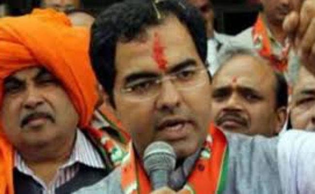 केजरीवाल को ‘आतंकवादी'' कहने पर प्रवेश वर्मा को कारण बताओ नोटिस