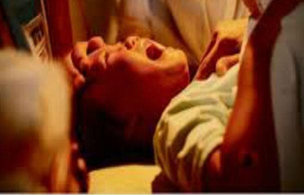 मिस्र में प्रतिबंध के बावजूद 12 साल की बच्ची का करा दिया खतना, मौत