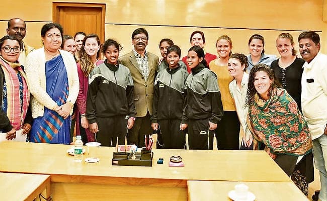 झारखंड खेल के अंतरराष्ट्रीय मानचित्र पर छायेगा : हेमंत