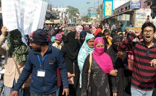 सीएए नागरिकता देनेवाला नहीं, छिननेवाला कानून : कन्हैया, ”गो बैक” के लगे नारे, महिलाओं ने निकाली रैली