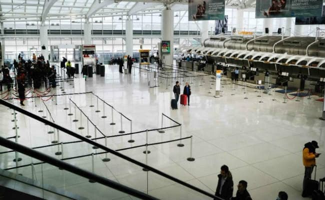 कोरोना वायरस: चीन की यात्रा कर चुके विदेशी नागरिकों के प्रवेश पर अमेरिका ने लगाया बैऩ