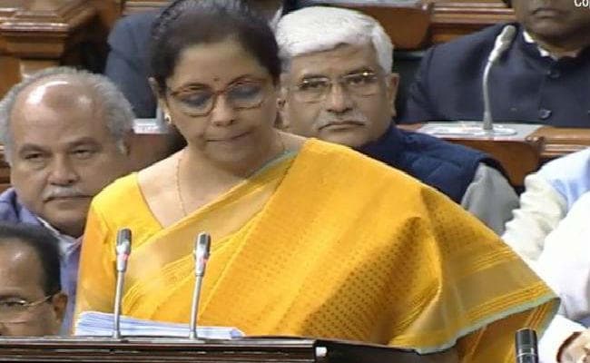 निर्मला सीतारमण की तबीयत बिगड़ी, नहीं पढ़ पायीं पूरा बजट भाषण