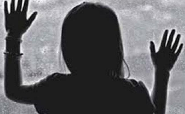पूजा में शामिल होने गयी 14 वर्षीय छात्रा को अगवा कर आधा दर्जन बदमाशों ने किया सामूहिक दुष्कर्म